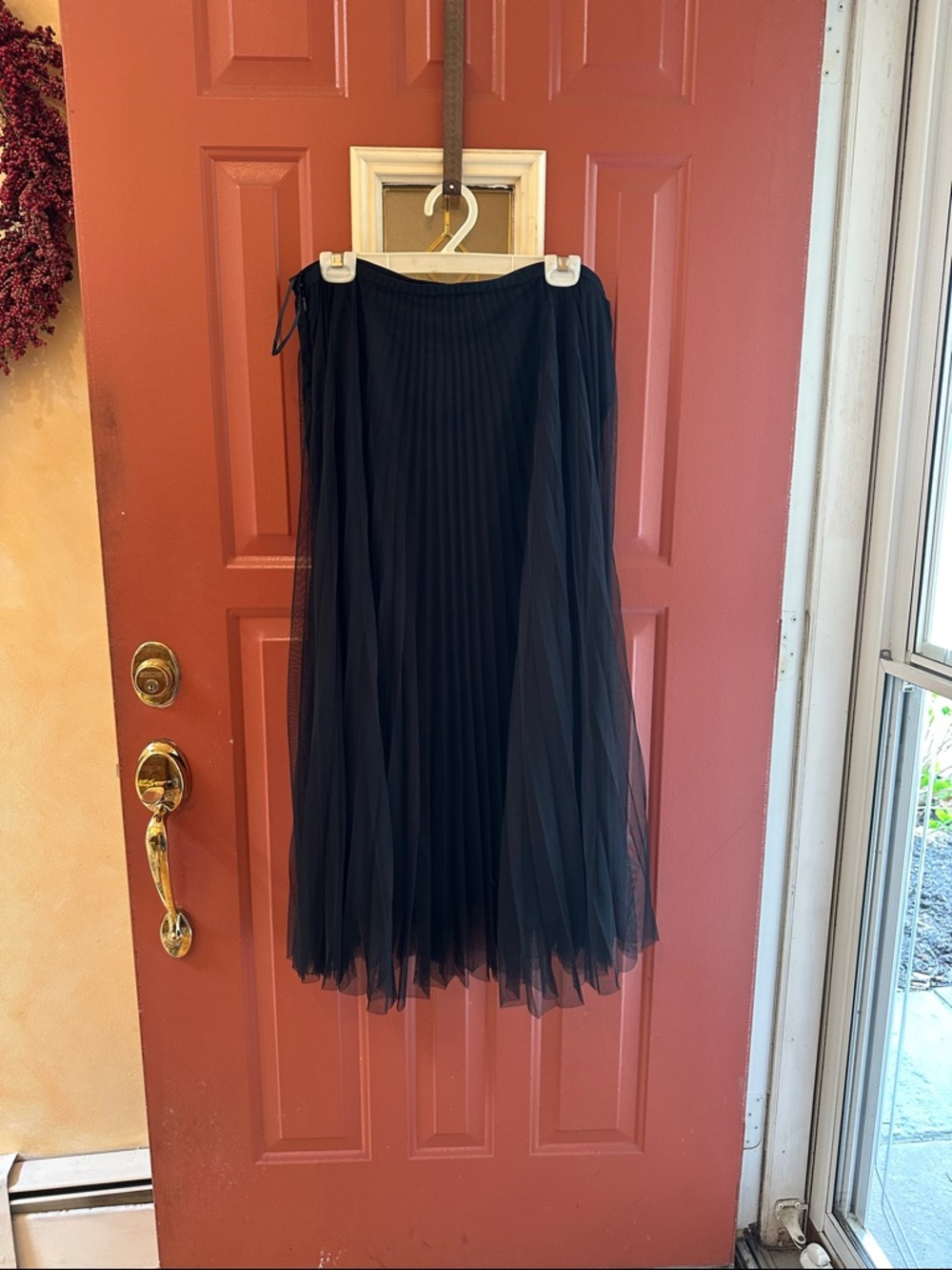 Black Pleated Tulle Midi Skirt - Versatile Women's Skirt